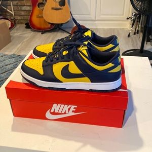 Nike Dunk 1 Low Michigan